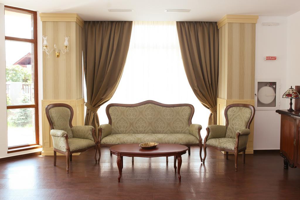 Hotel Bohemia บาเคา ภายนอก รูปภาพ